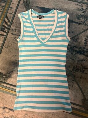 bebe vintage Striped V-Neck Tank Top in White and Light Blue
